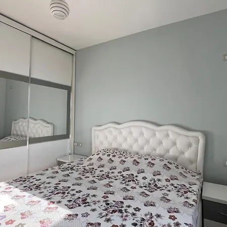 דירה Siar & Gledia Apartament Vlorë